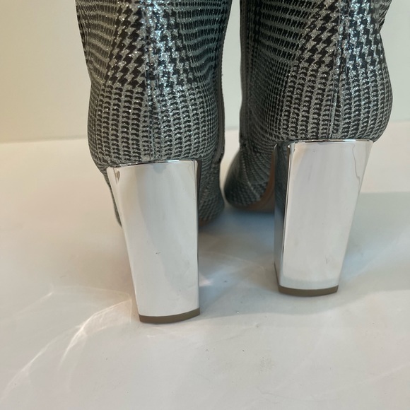 NEW GIANNI BINI Junypear Plaid Silver Glitter Boot size 5.5 - Picture 13 of 15